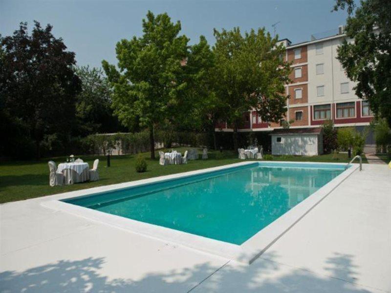 Best Western Hotel Cristallo Mantova Virgilio Exterior photo
